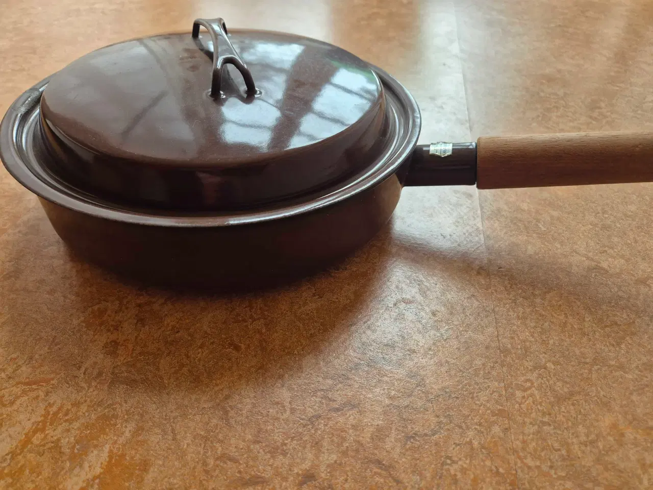 Billede 2 - Emaljeret pande med låg fra Arabia