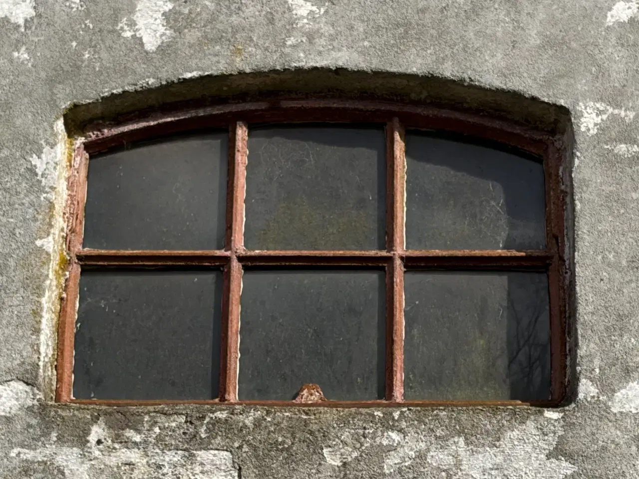 Billede 2 - Støbejern sprossede staldvinduer