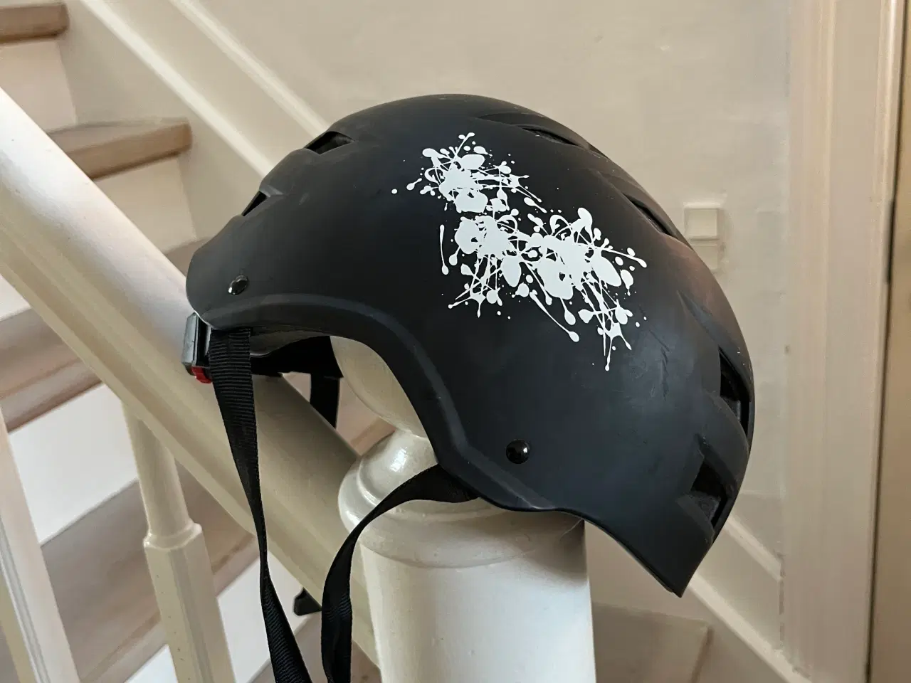 Billede 1 - Cykel hjelm ny
