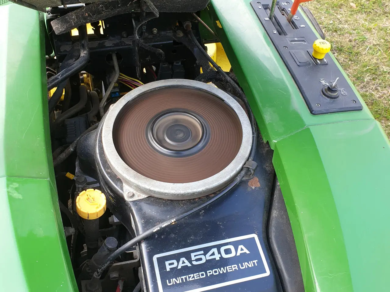 Billede 8 - John Deere F525 frontklipper