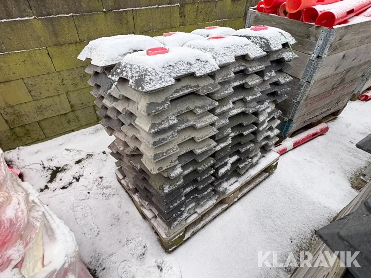 Billede 6 - Afspærring 2 paller fødder - 3 paller stolper