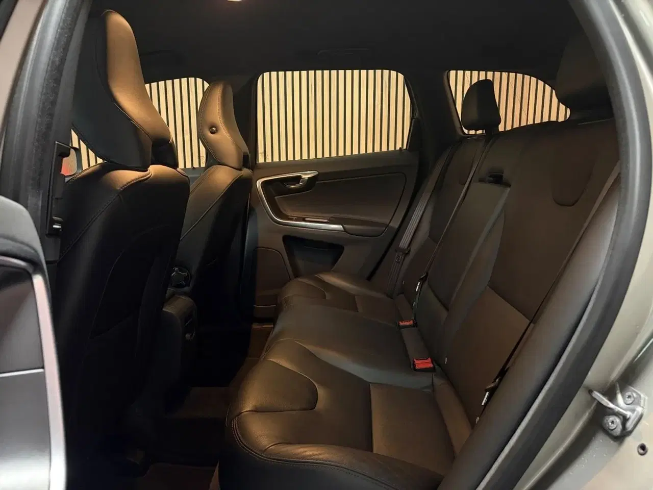 Billede 8 - Volvo XC60 2,0 D4 181 Momentum aut.