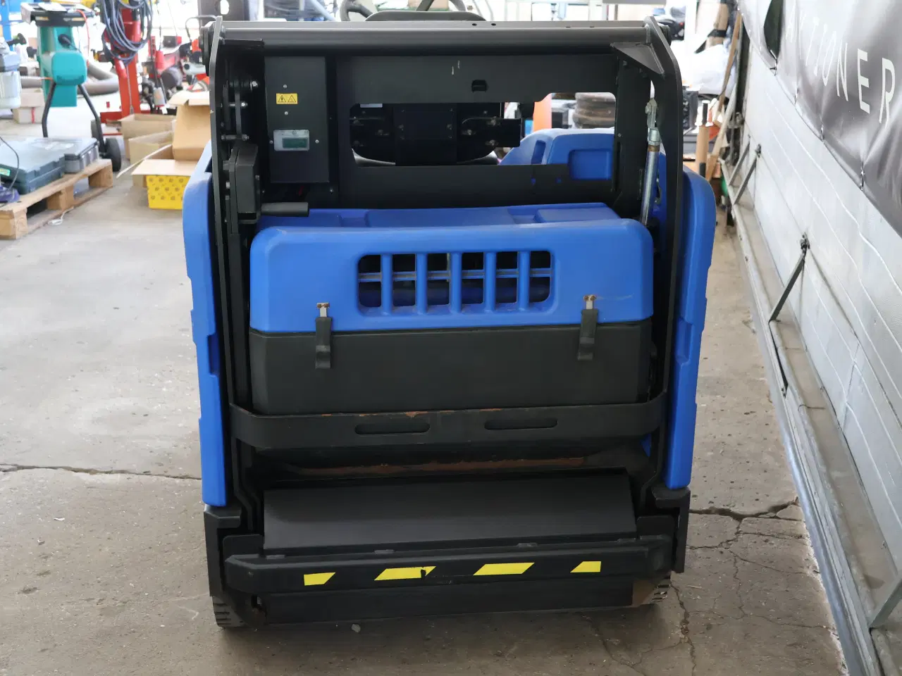 Billede 6 - Nilfisk floortec R870 fejemaskine