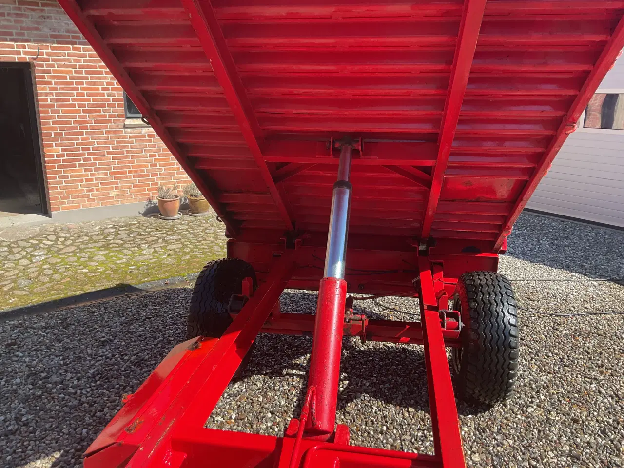 Billede 3 - Tinas tipvogn