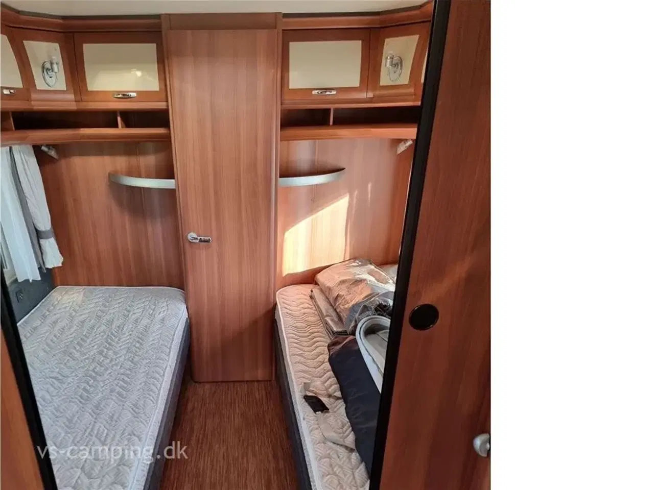 Billede 4 - 2016 - Hobby Prestige 780 WLU   CAMPINGVOGN MED MASSER AF PLADS MED STORT TOILETRUM OG BRUSENICHE