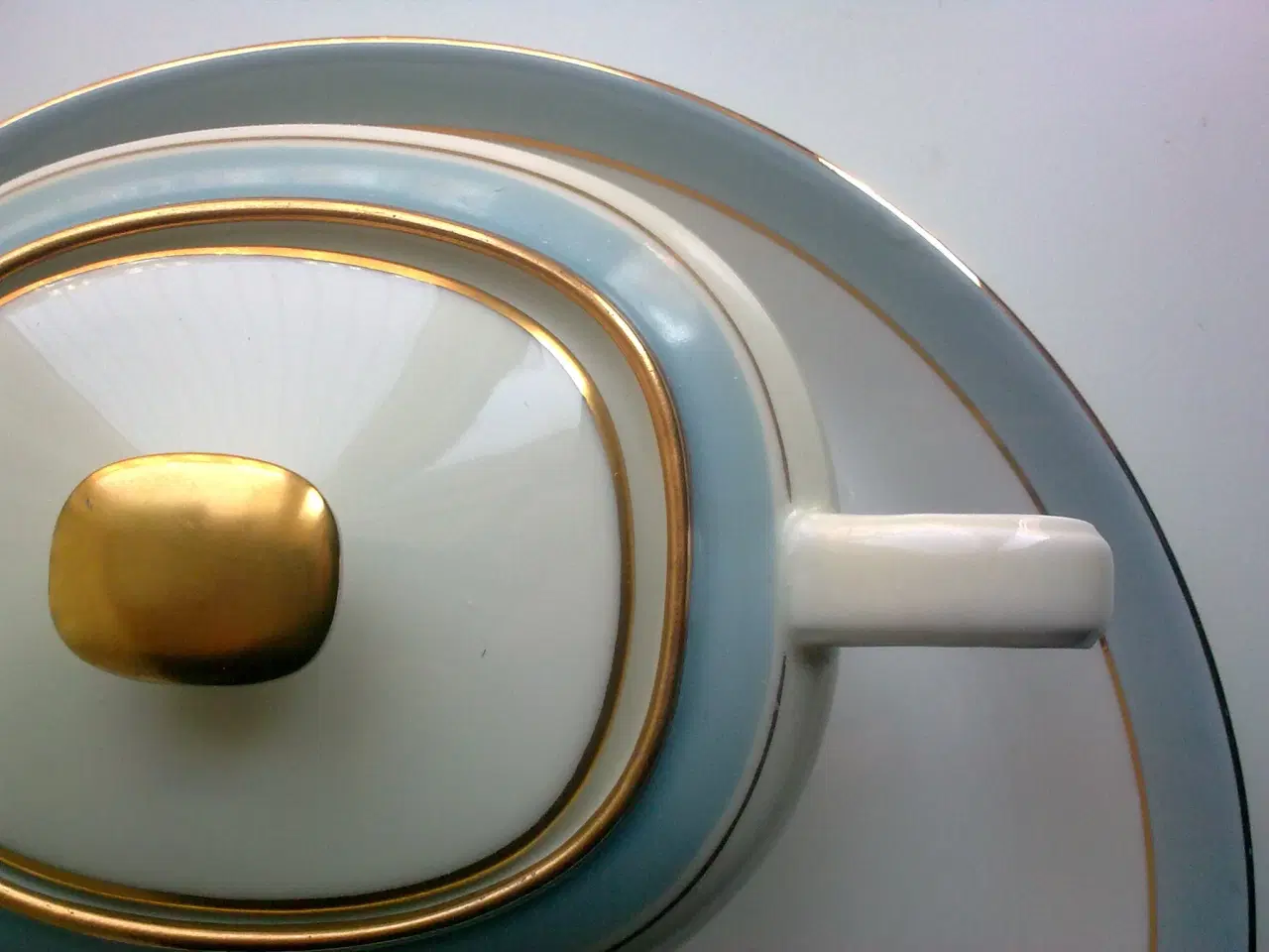 Billede 1 - Fredensborg lyseblå kongelig konfirmation m guld