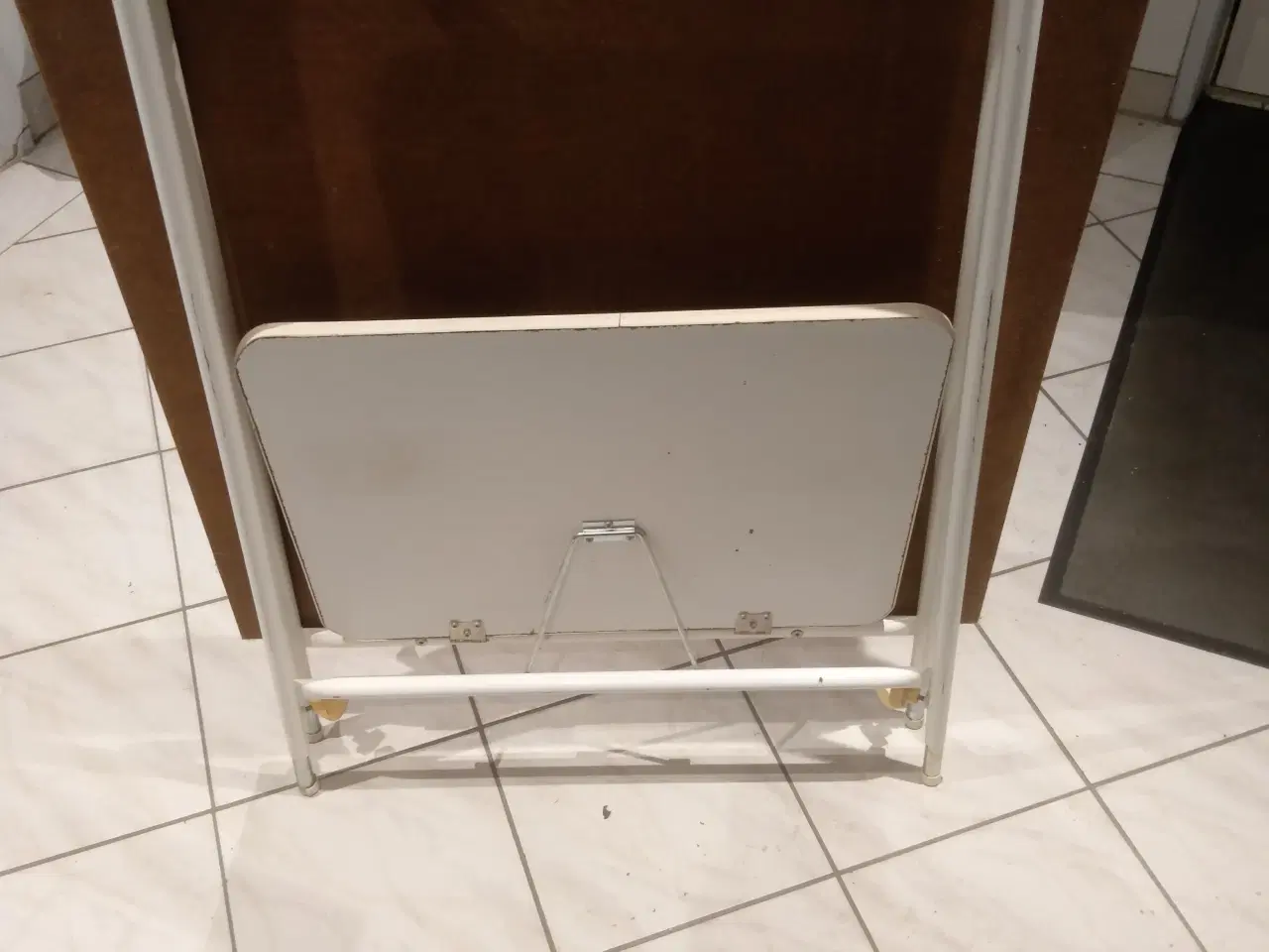 Billede 3 - Tavle til store stykker papir