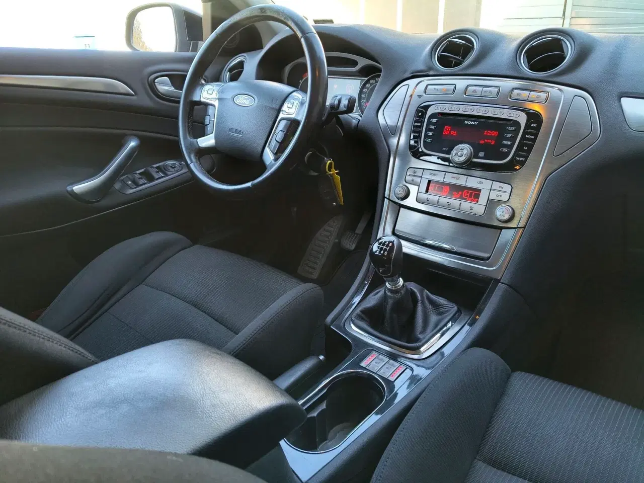 Billede 12 - Ford Mondeo 2,0 TDCi DPF Titanium 140HK Stc 6g