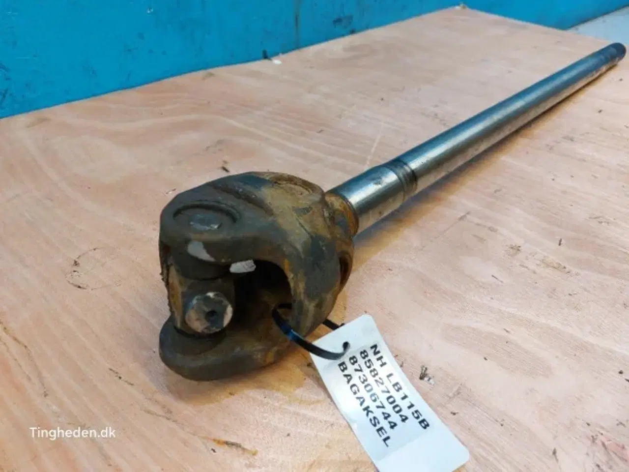 Billede 10 - New Holland LB115B Bagaksel 85827004