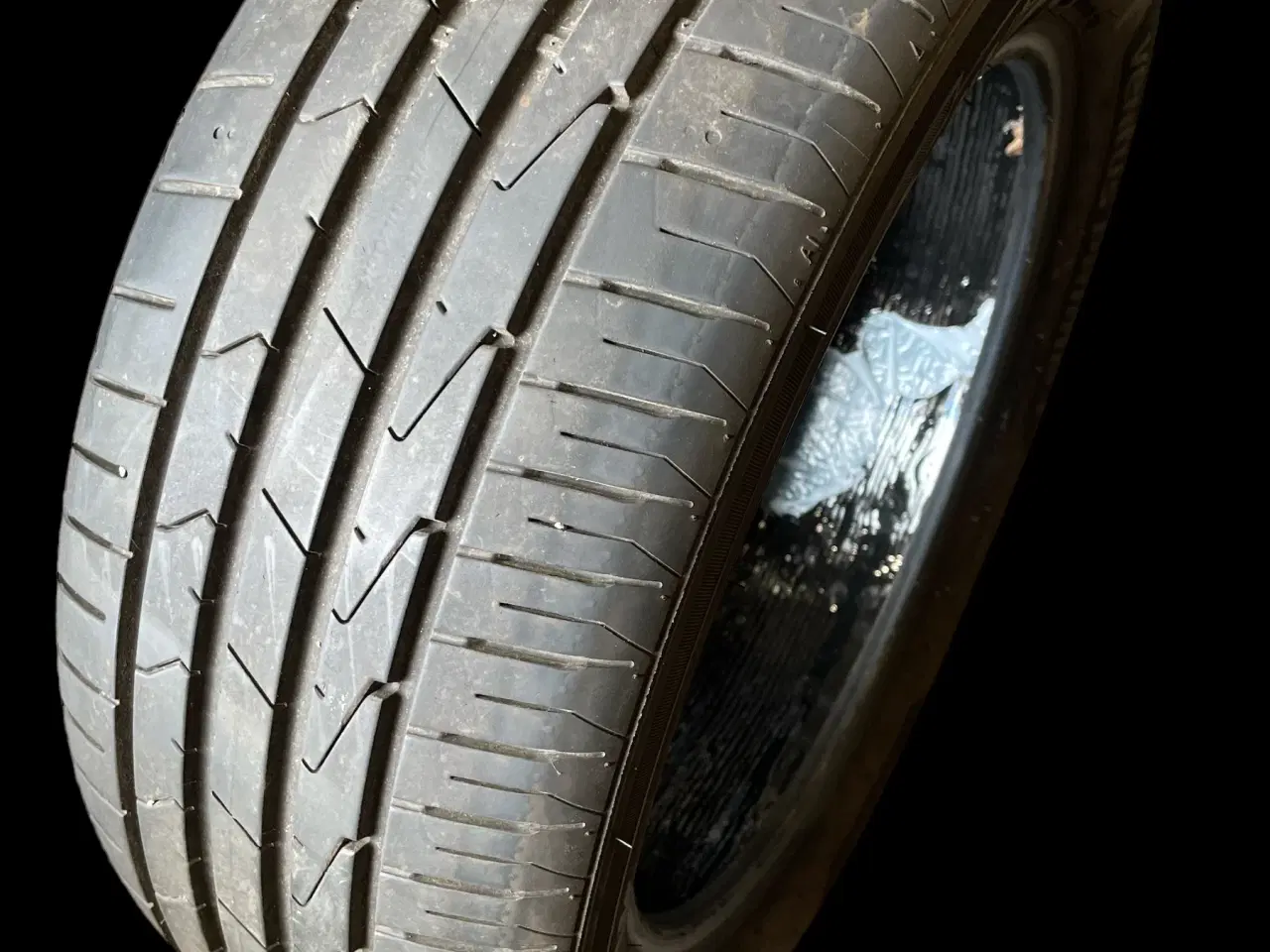 Billede 2 - 17 Hankook 215/55r17 Ref.J35 sommer