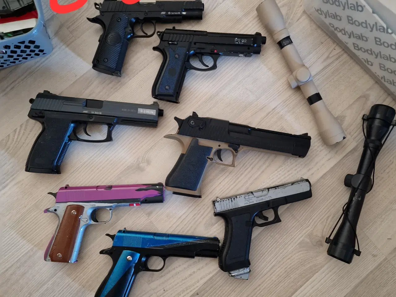 Billede 17 - ALT SKAL BARE VÆK, airsoft, hardball udstyr våben