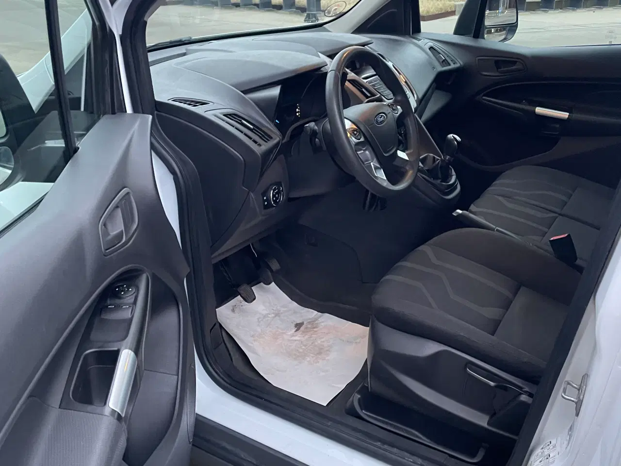 Billede 7 - Nysynet Ford transit 1.6tdci lav km tal 