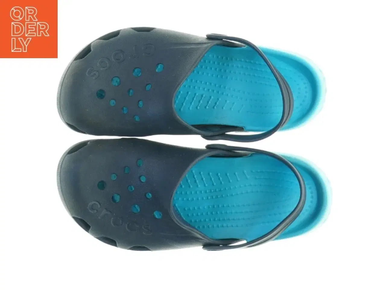 Billede 5 - Sorte og blå sko fra Crocs (str. Ukendt. 24,5 cm lang)