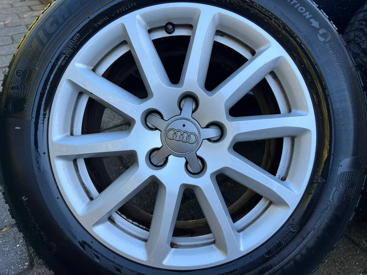 Billede 2 - AUDI 16” 5x112 Med Vinterdæk