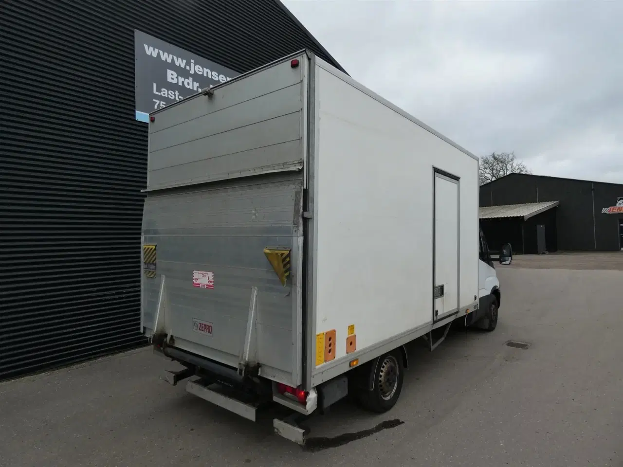 Billede 5 - Iveco Daily 35S16 4100mm 2,3 D 156HK Ladv./Chas. 8g Aut.