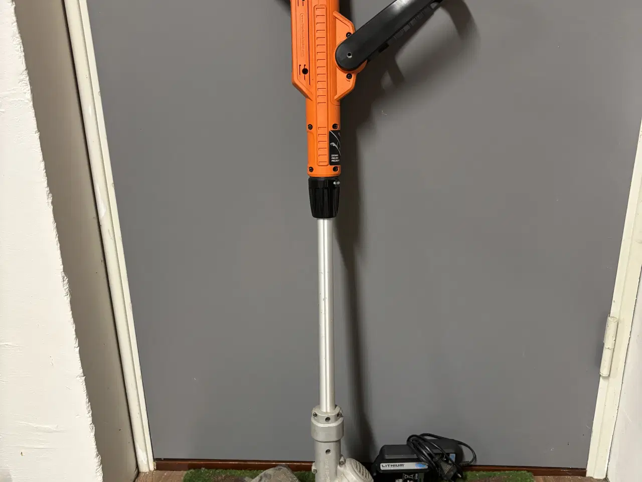 Billede 1 - Græstrimmer Black & Decker