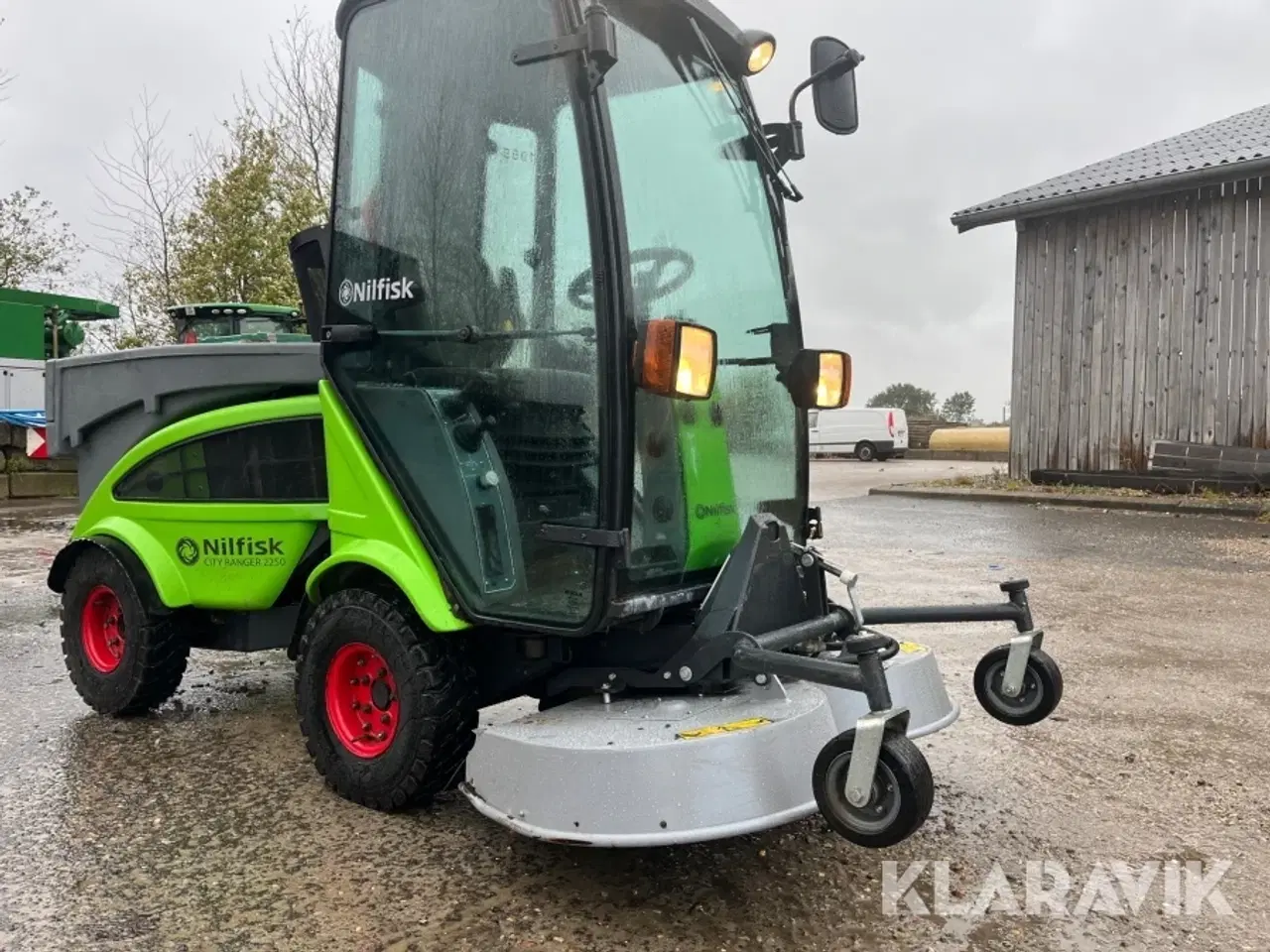 Billede 7 - Redskabsbærer Nilfisk City Ranger 2250