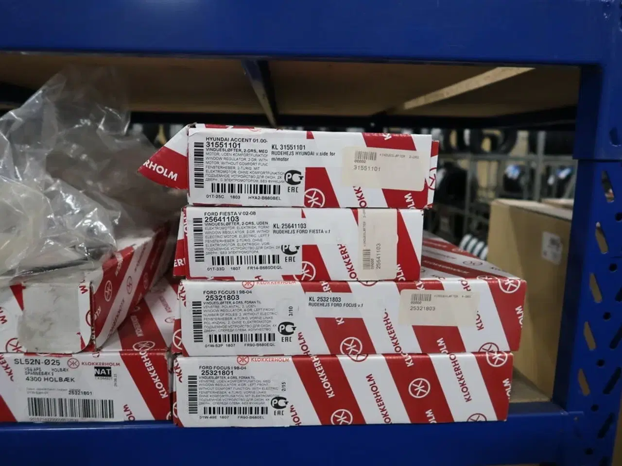 Billede 10 - Indhold i lagerreol