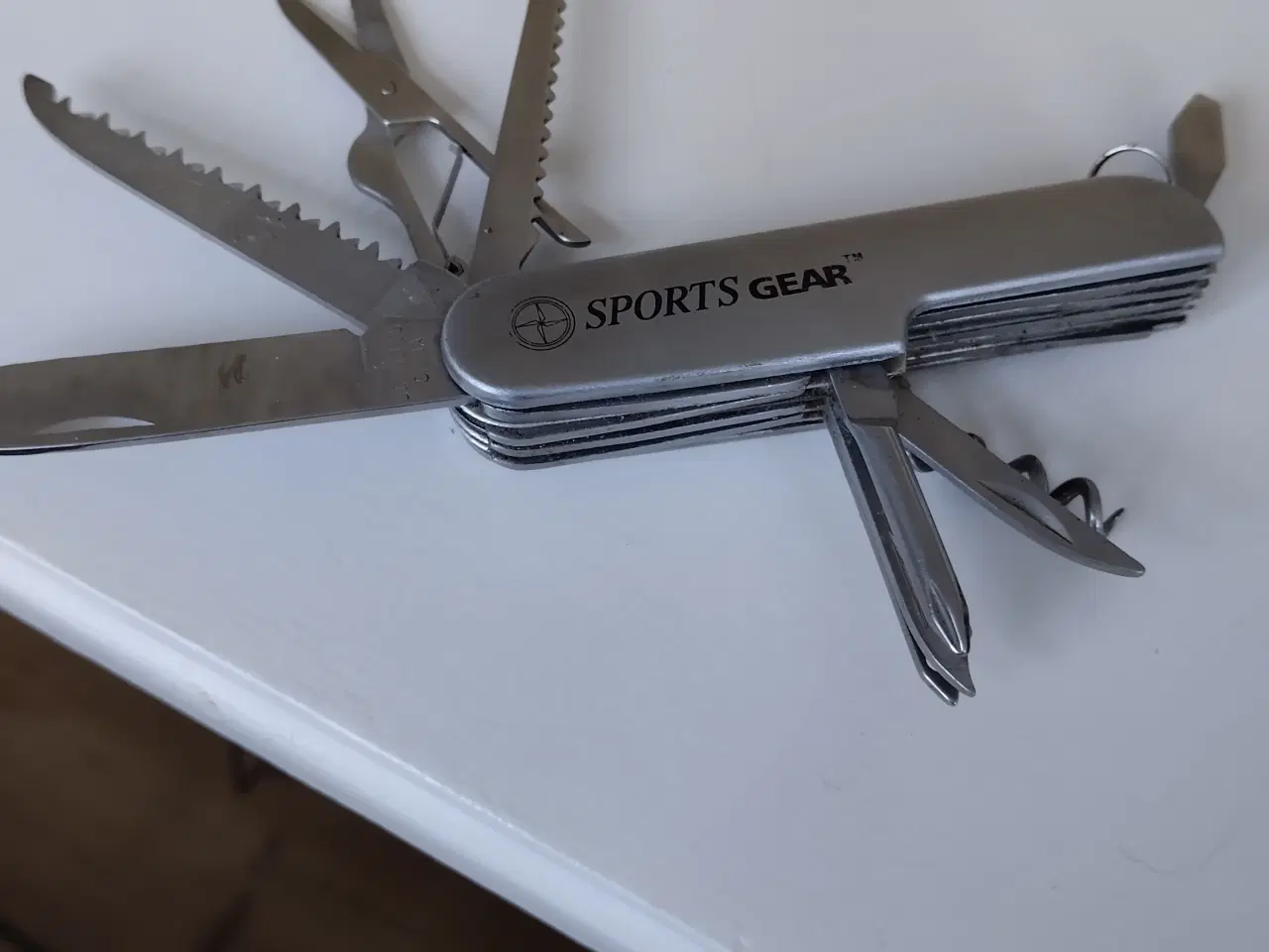 Billede 1 - Lommekniv med mange funktioner