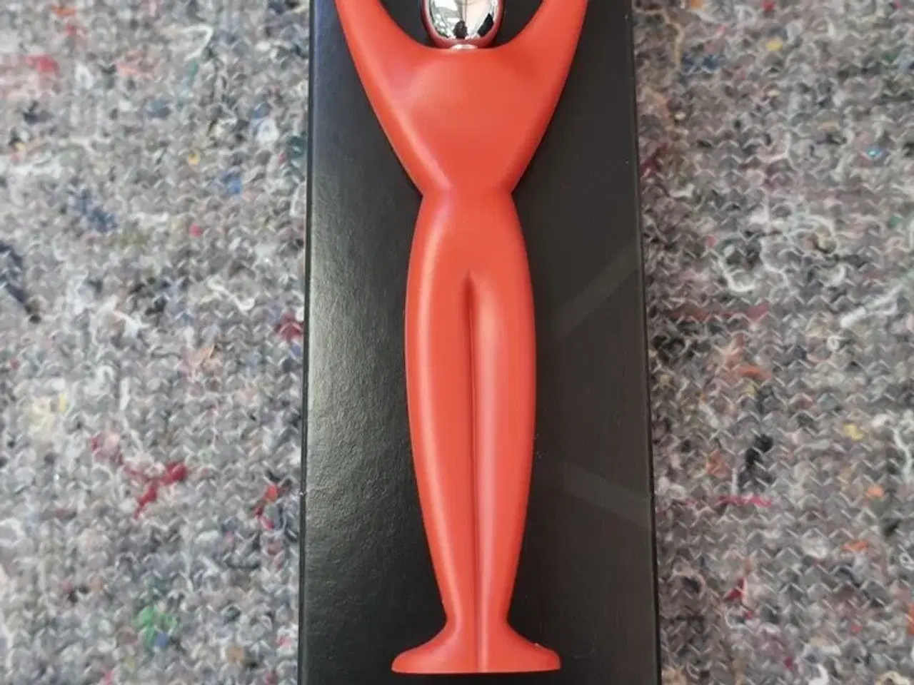 Billede 1 - Grøntsagsskræller BUGATTI GYM RED