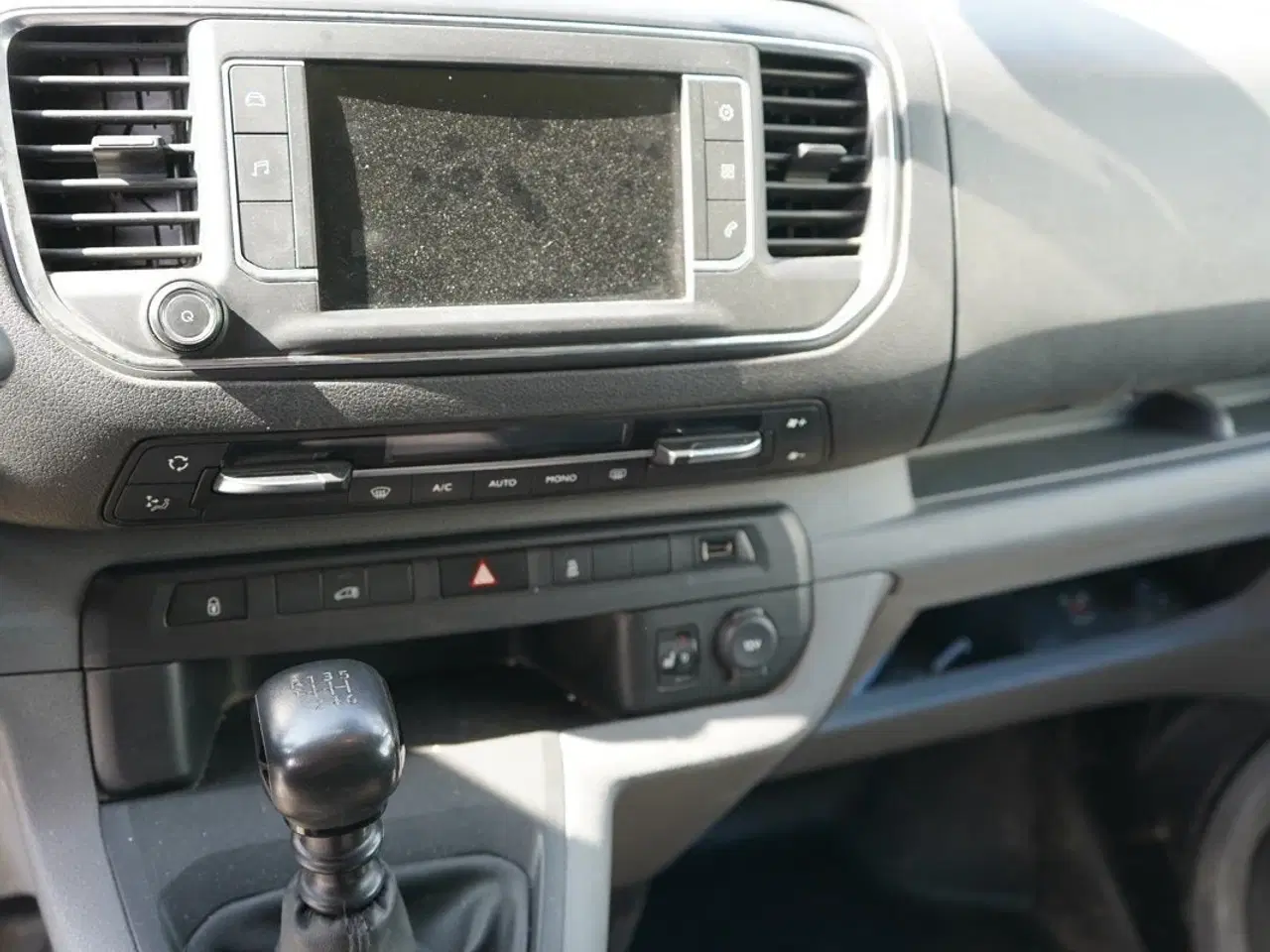 Billede 6 - Peugeot Expert 2,0 BlueHDi 120 L2 Plus Van