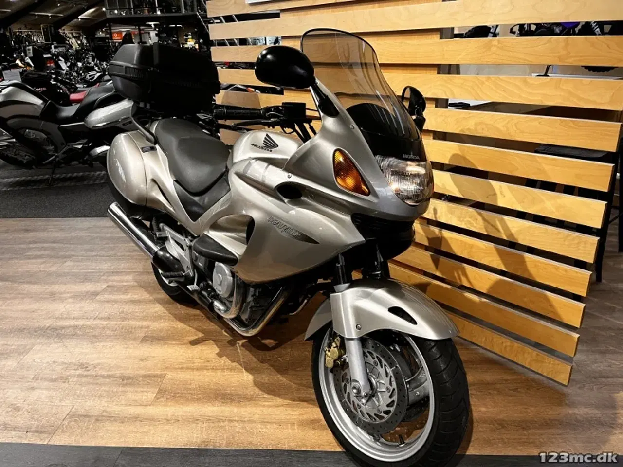 Billede 2 - Honda NT 650 Deauville Montesa