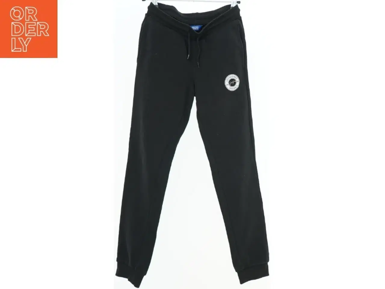Billede 1 - Sort joggingbukser med logo fra Jack & Jones (str. 140)