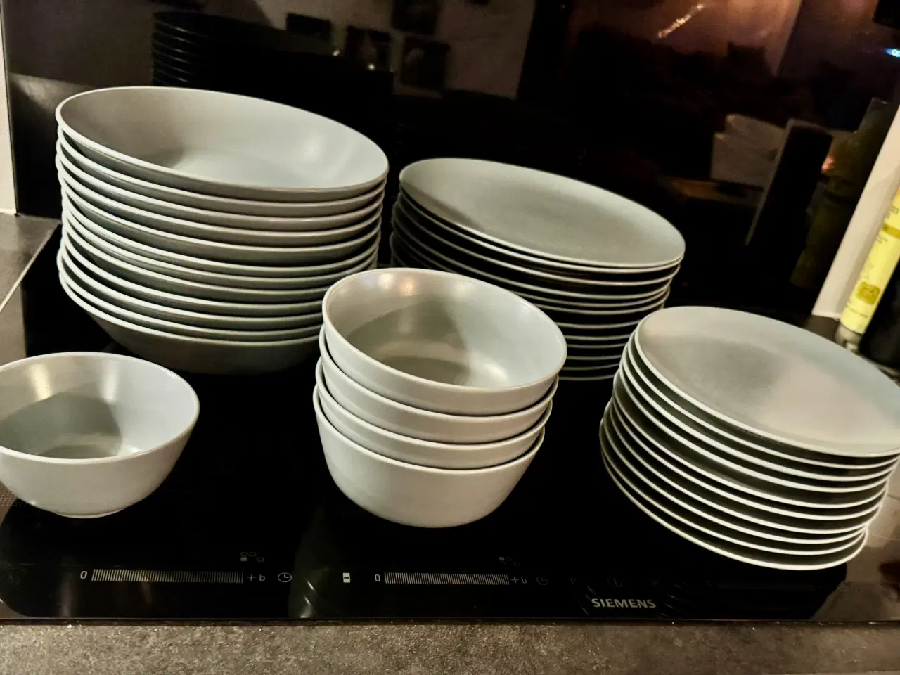 Billede 1 - Spisestel fra IKEA, Färgklar