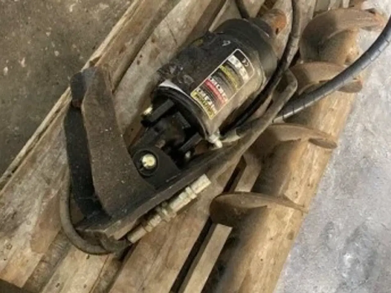 Billede 1 - Pælebord med 250 mm bord