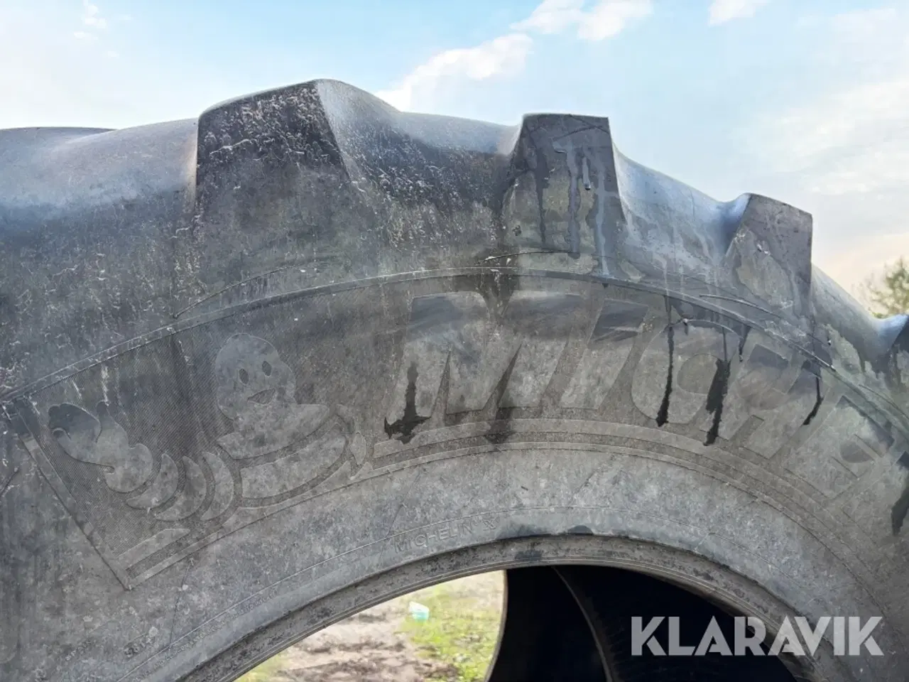 Billede 8 - Landbrugsdæk Bridgestone + 710/75R42Michelin 2 styk