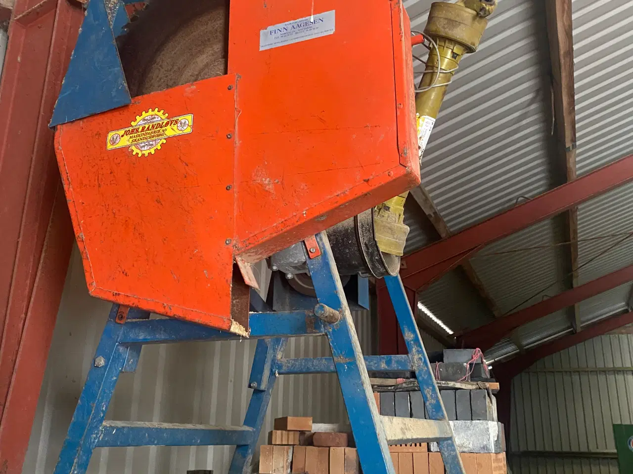 Billede 1 - Brændesav til traktor