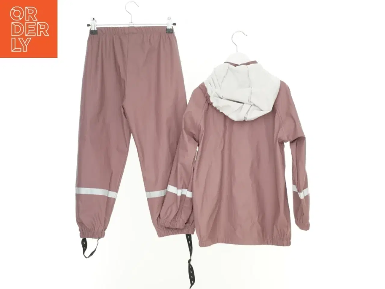 Billede 2 - Regnsæt fra Base Camp (str. 122 cm)