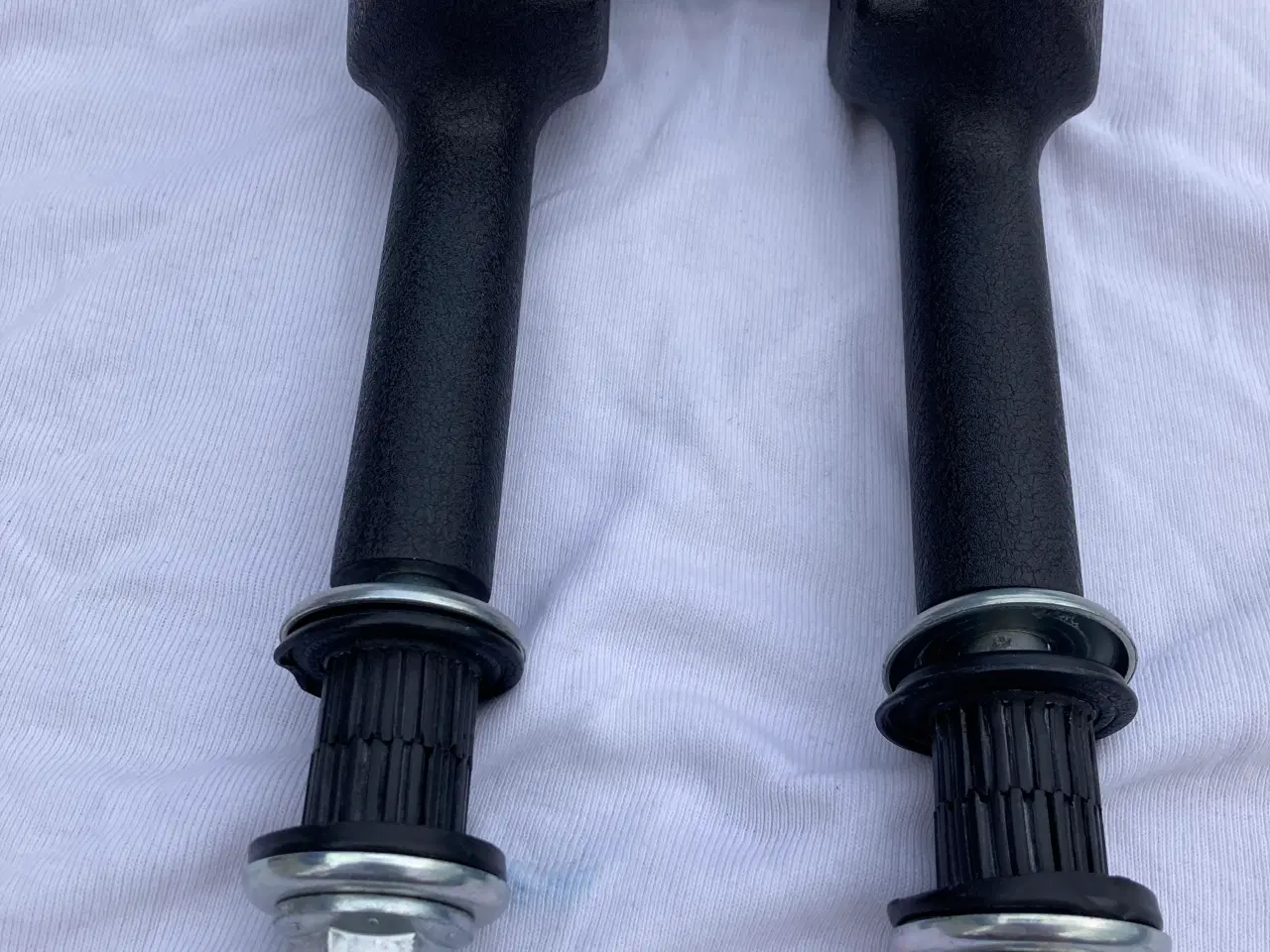 Billede 3 - Harley risers, original fra en 2022 Low Rider