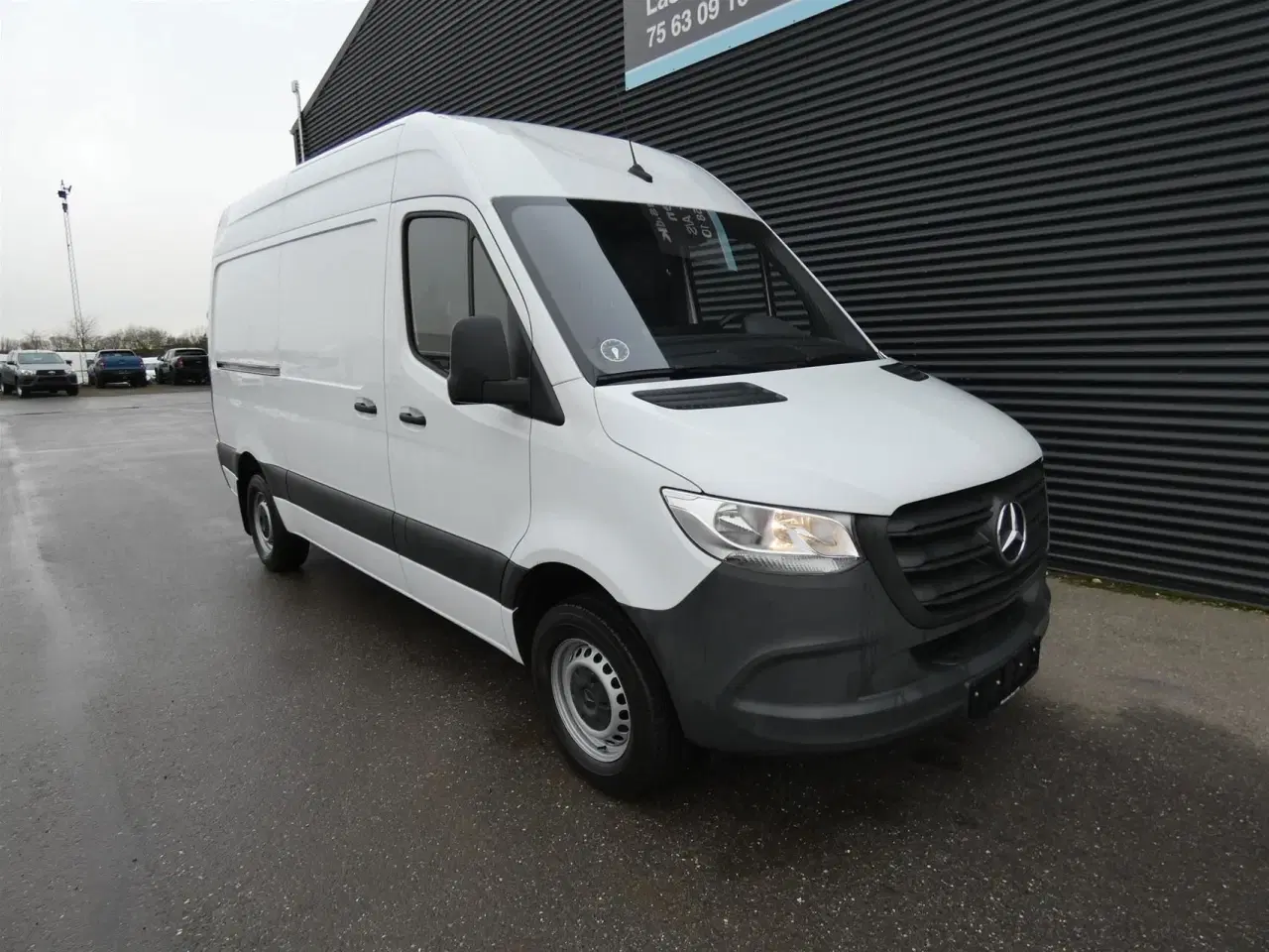 Billede 2 - Mercedes-Benz Sprinter 317 2,0 CDI A2 H2 RWD 9G-Tronic 170HK Van Aut.