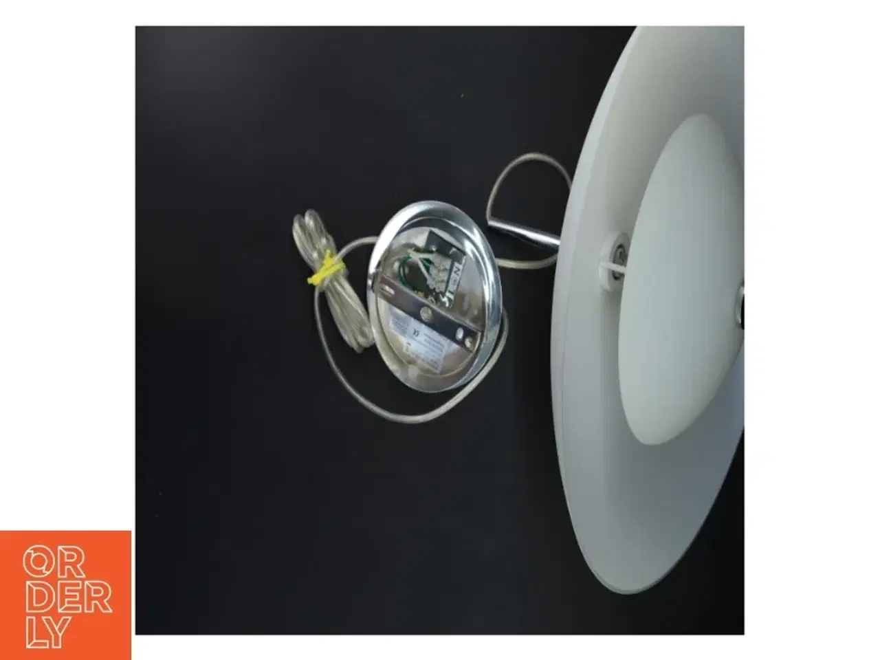 Billede 3 - Moderne loftlampe fra Frandsen (str. Ø 40 cm)