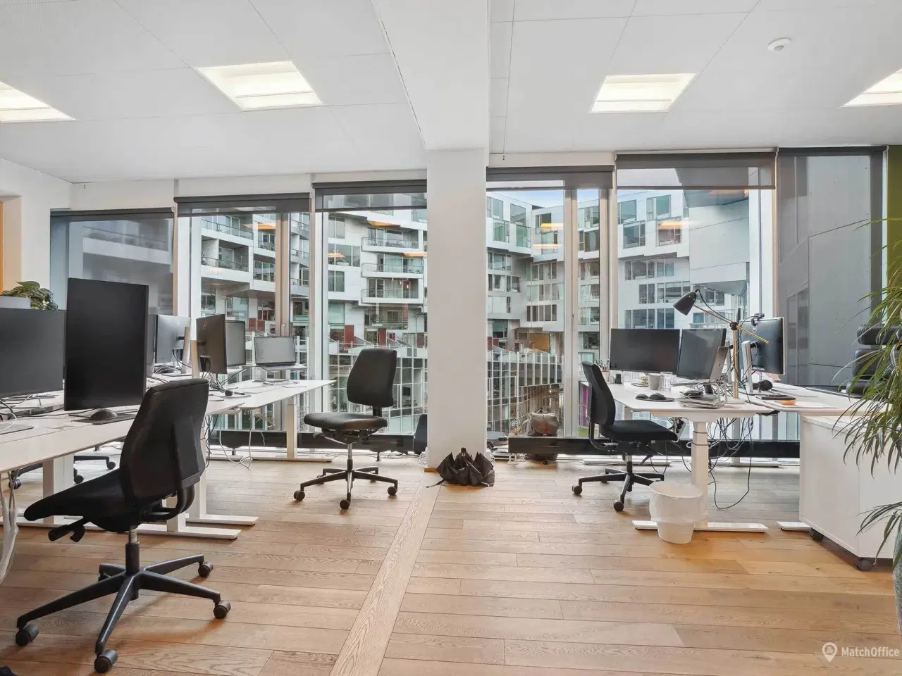 Billede 3 - Indbydende kontorlejemål i det prisvindende 8TALLET - tæt på metro og motorvejsnettet.