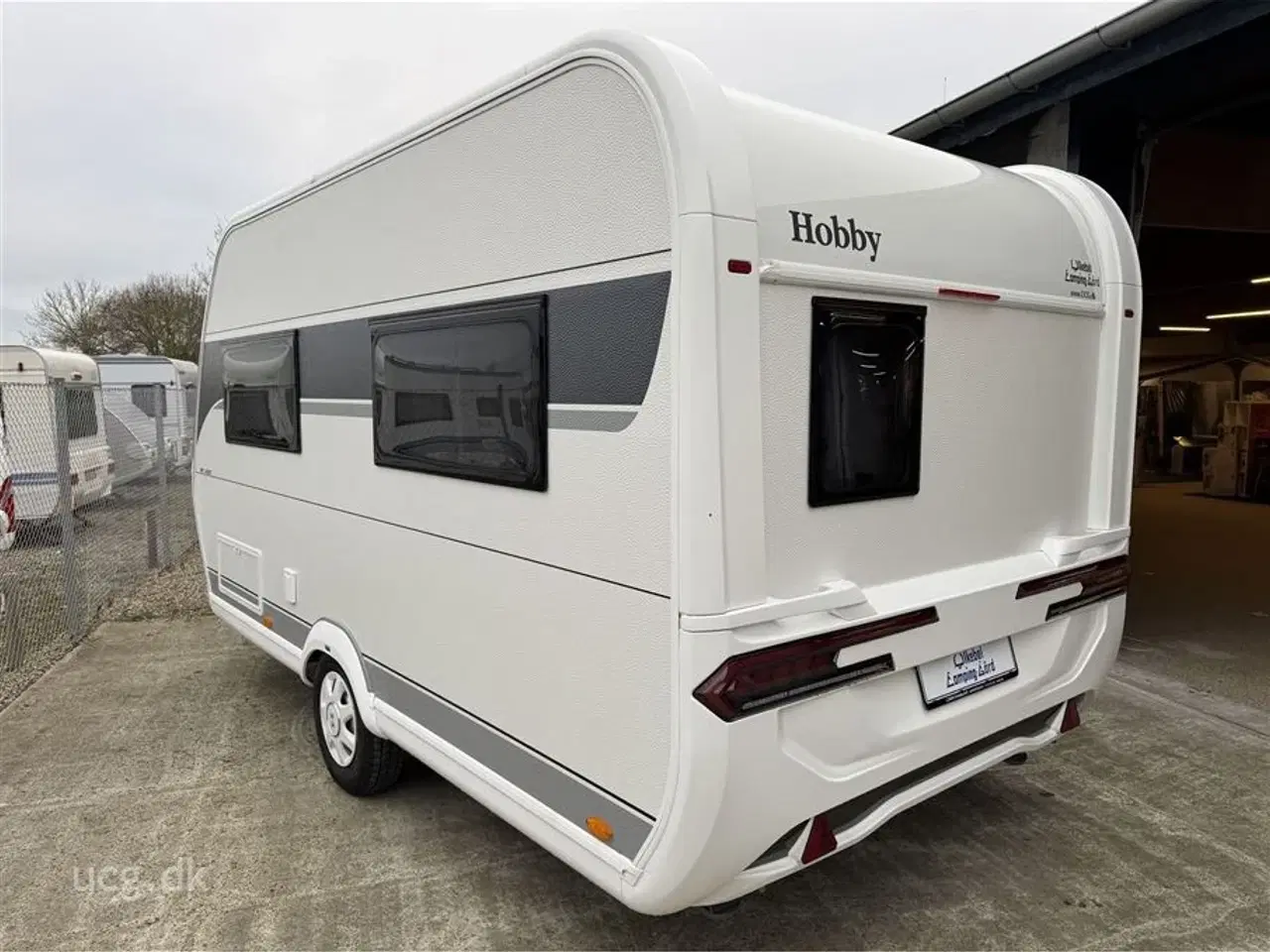 Billede 5 - 2025 - Hobby De Luxe 400 SFE   Prisen er inkl. klargøring, gastest, fugttest, syn og nummerplade.
