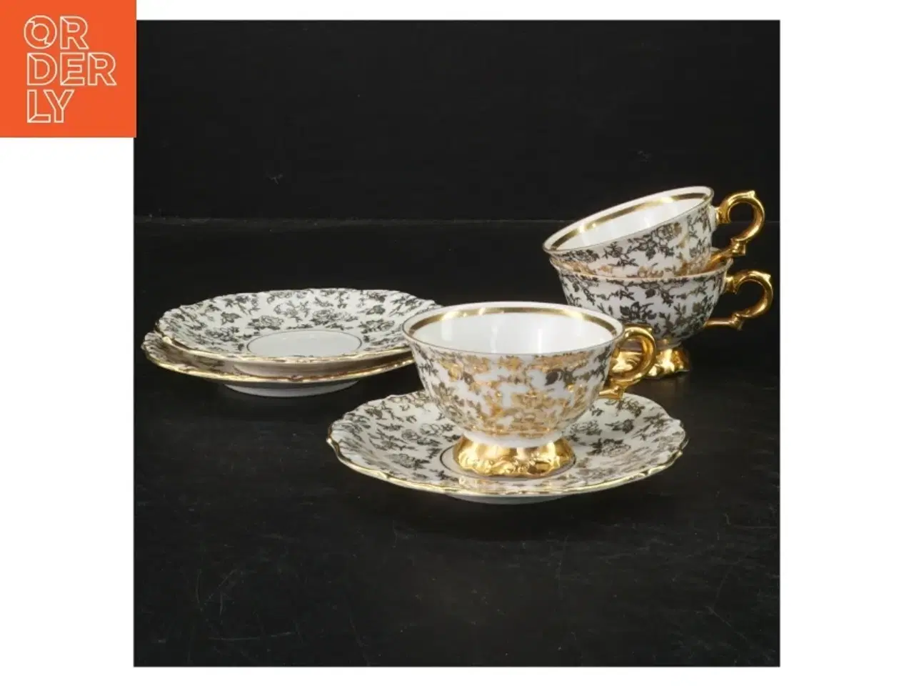 Billede 1 - Porcelænskopper og kagetallerkener fra Bareuther (str. 3 kopper. ø 7 cm. 3 tallerkener. ø. 12 cm)