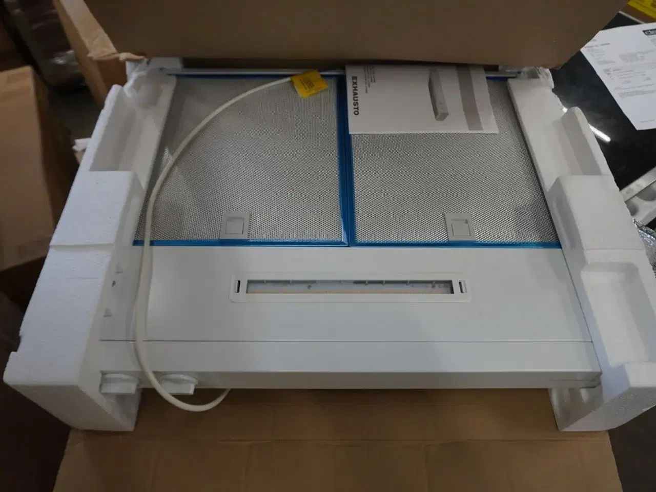 Billede 1 - Emhætte EXHAUSTO ESL 141 WMR