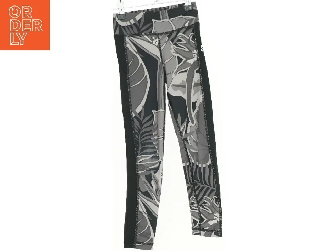 Billede 1 - Træningsbukser fra Adidas (str. 116 cm)