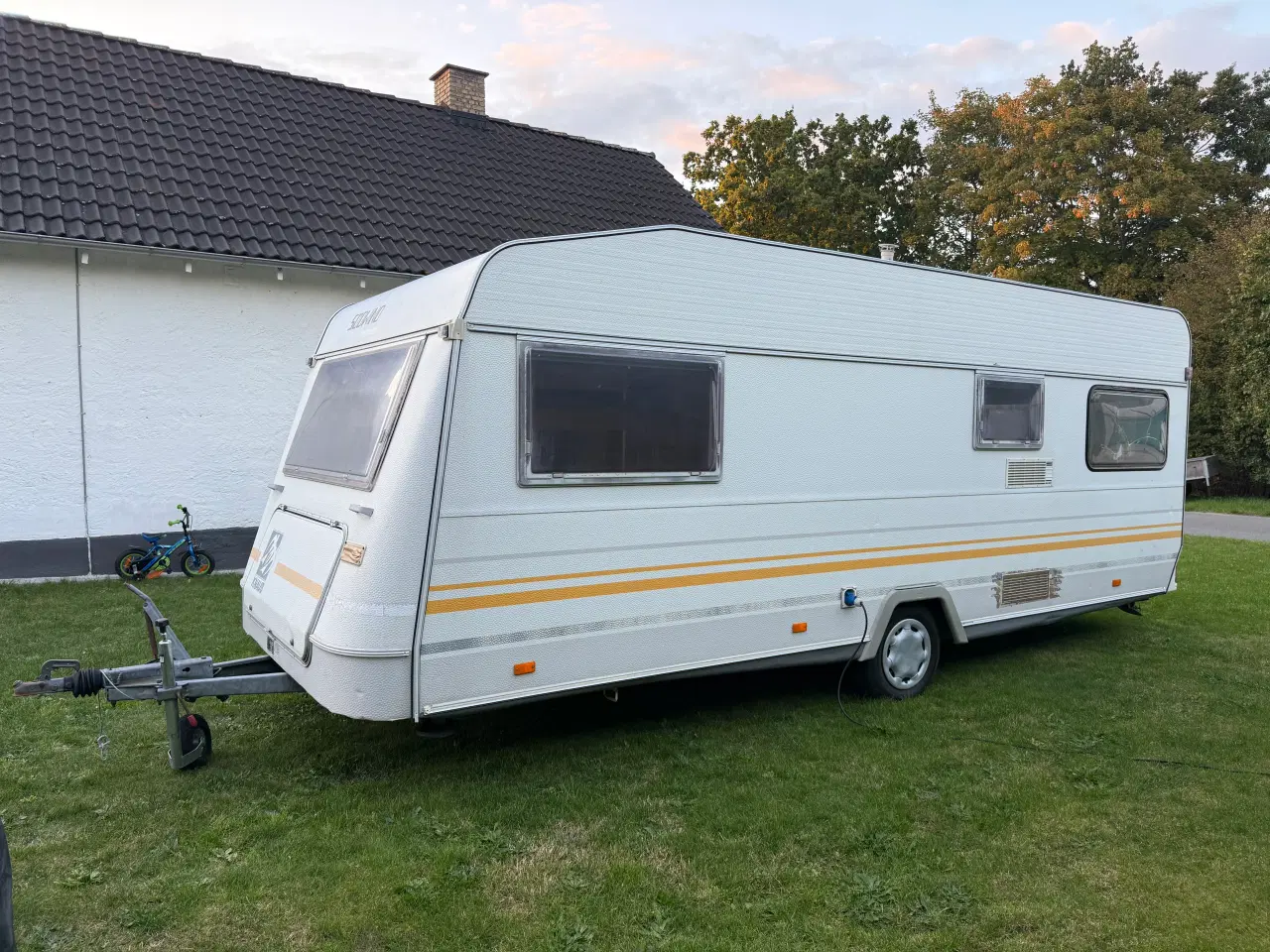 Billede 5 - NYSYNET Knaus Sudwind 1993 + fortelt CampOut