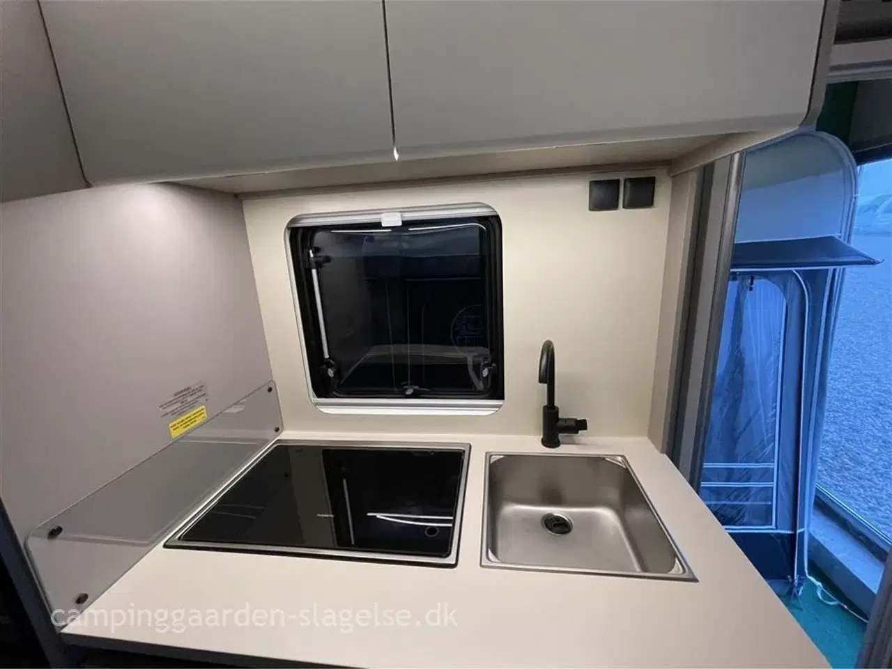 Billede 8 - 2026 - Adria Action 391 PD   Ny Adria Action 391 PD – Let, Komfortabel og El-bilvenlig