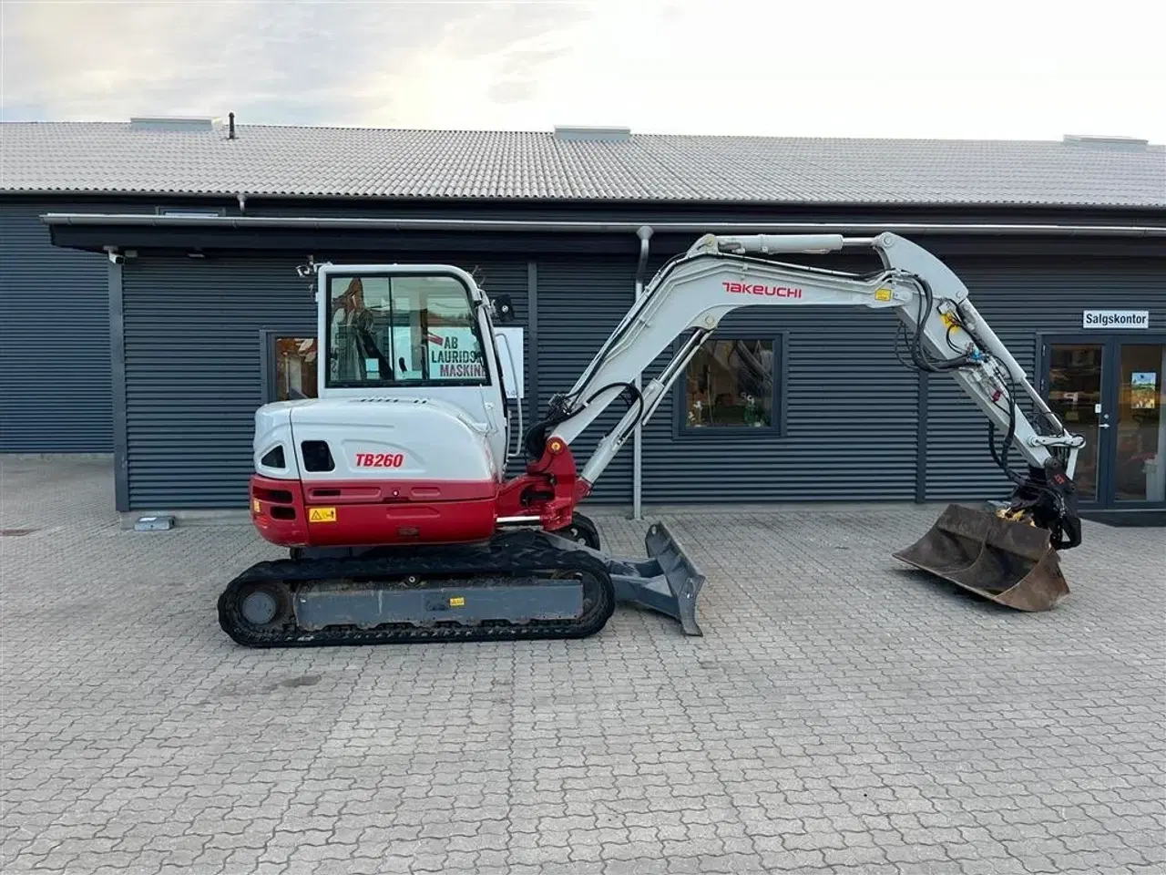 Billede 1 - Takeuchi TB260 Aftagelige Engcon rotortilt og centralsmørring.