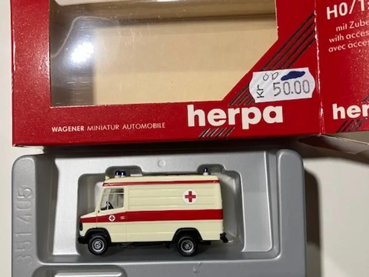 Billede 1 - Herpa 4121 Mercedes Røde Kors Ambulance Let brugt 