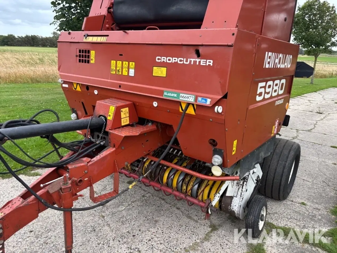 Billede 10 - Rundballepresser New Holland 5980