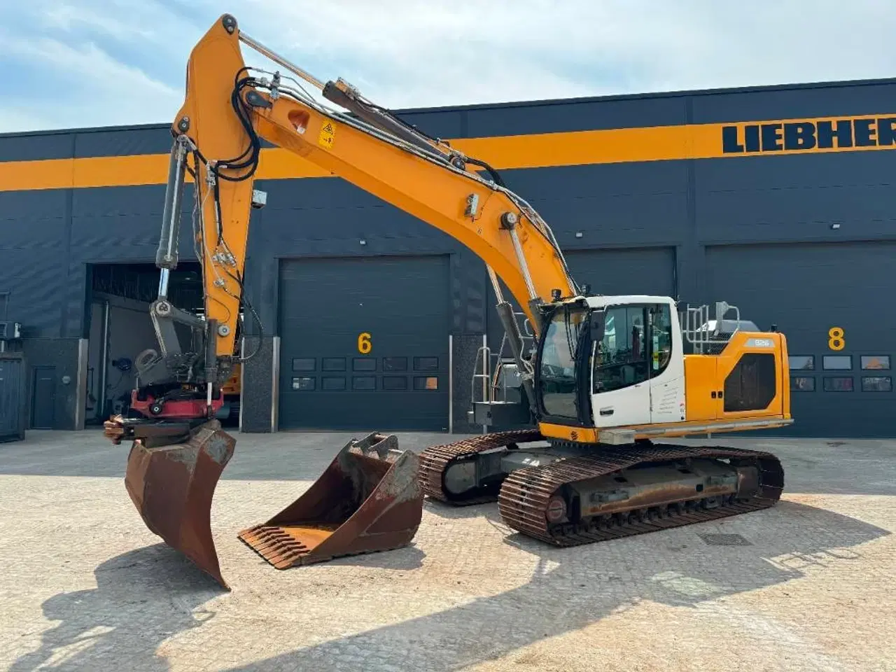 Billede 2 - Liebherr R926