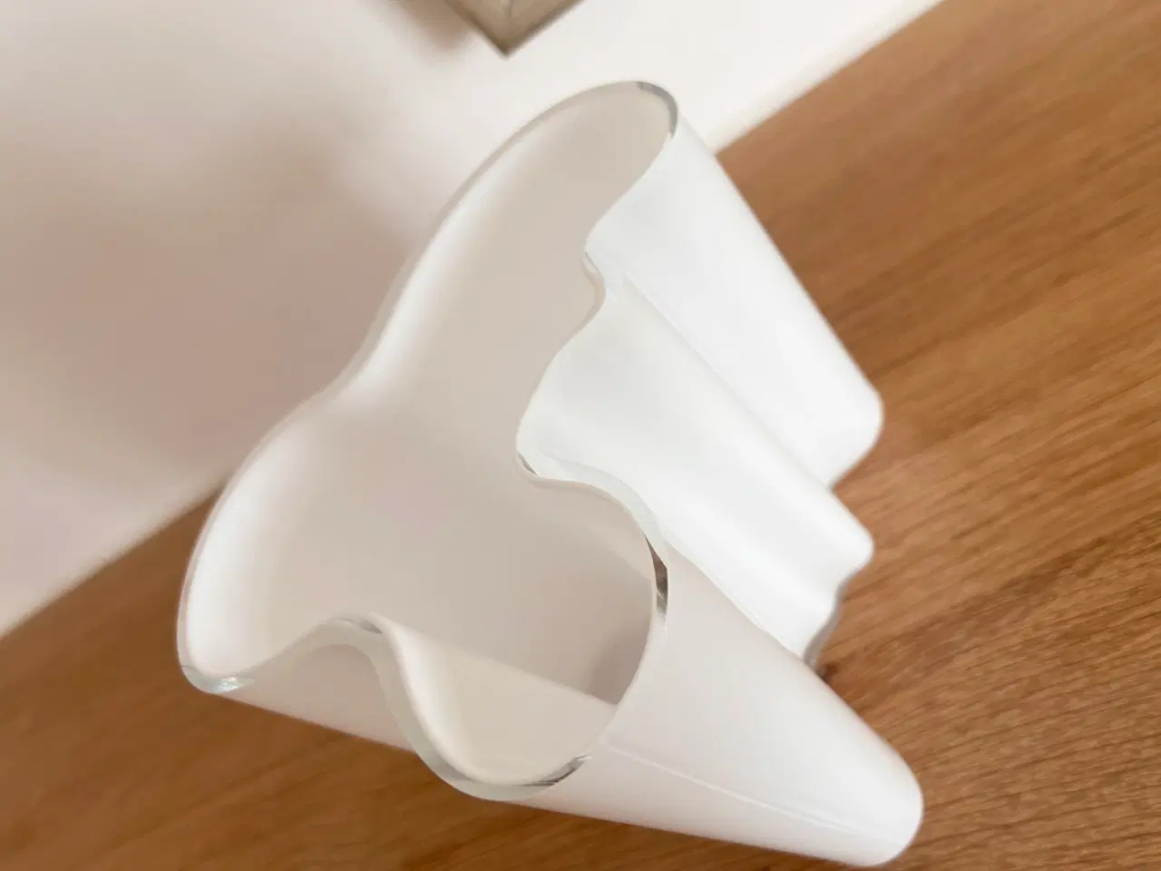 Billede 2 - Alvar Alto vase hvid. 