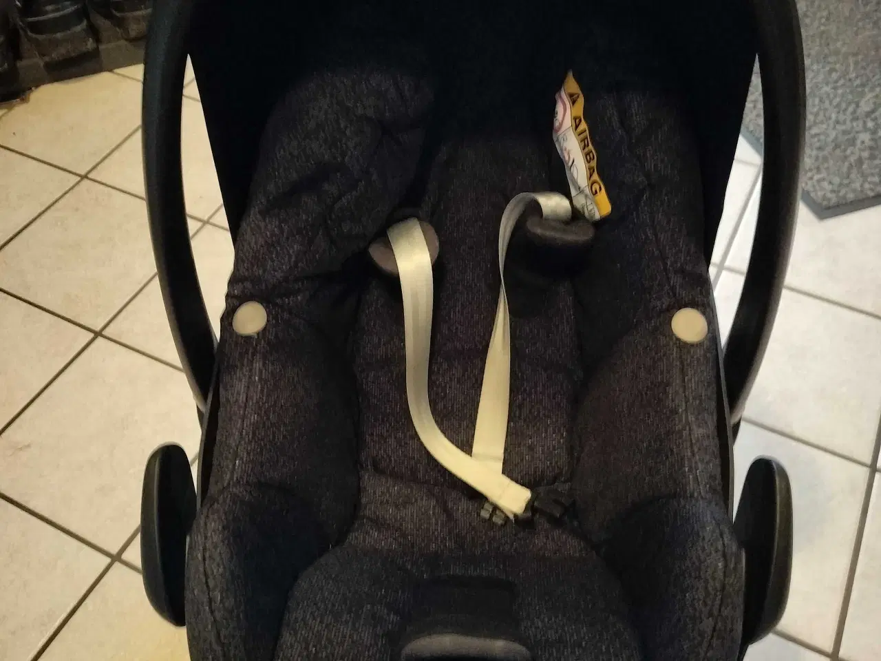 Billede 1 - Autostol til mindre børn 