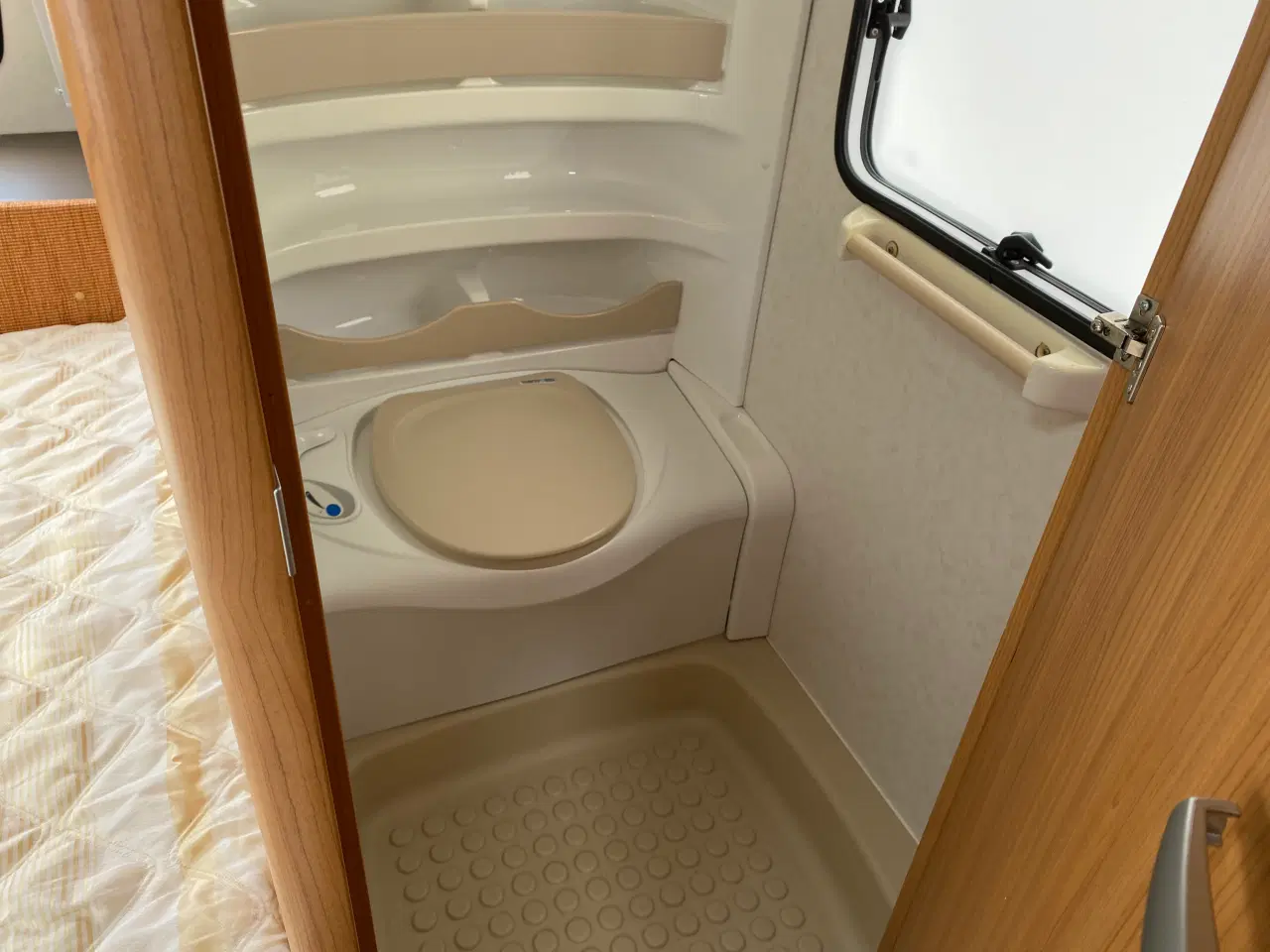 Billede 6 - HOBBY 560 KMFE KØJEVOGN