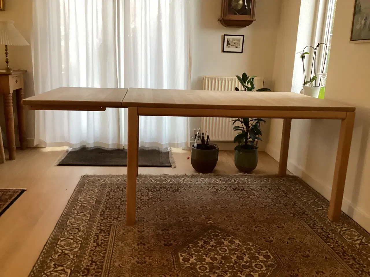 Billede 2 - Spisebord i bøg